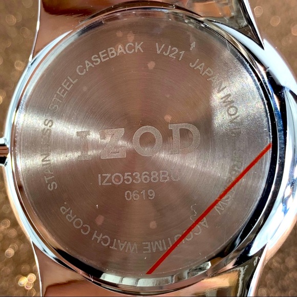 Izod Men’s Watch - Picture 7 of 8